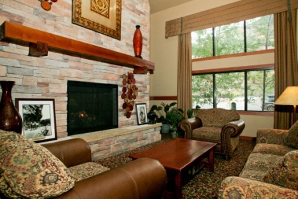 Hotel Glenwood Springs by null