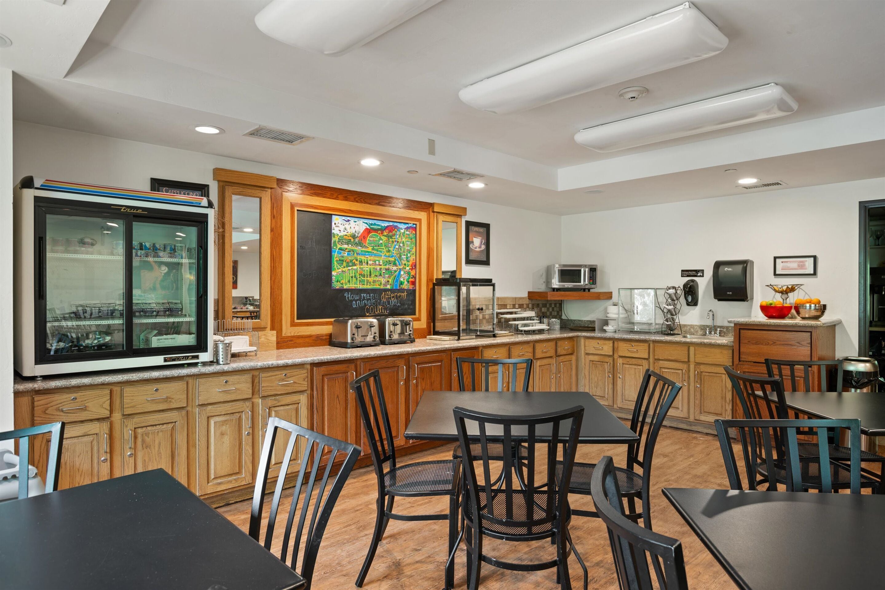 free daily continental breakfast