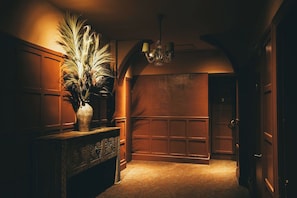 Restaurant - Grand Villa Heights (Scarborough)