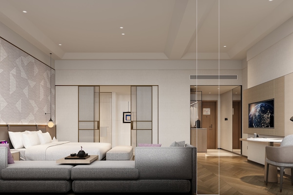 Minibar, Zimmersafe, Schreibtisch, Bügeleisen/Bügelbrett