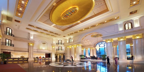 Crowne Plaza City Center Ningbo by IHG