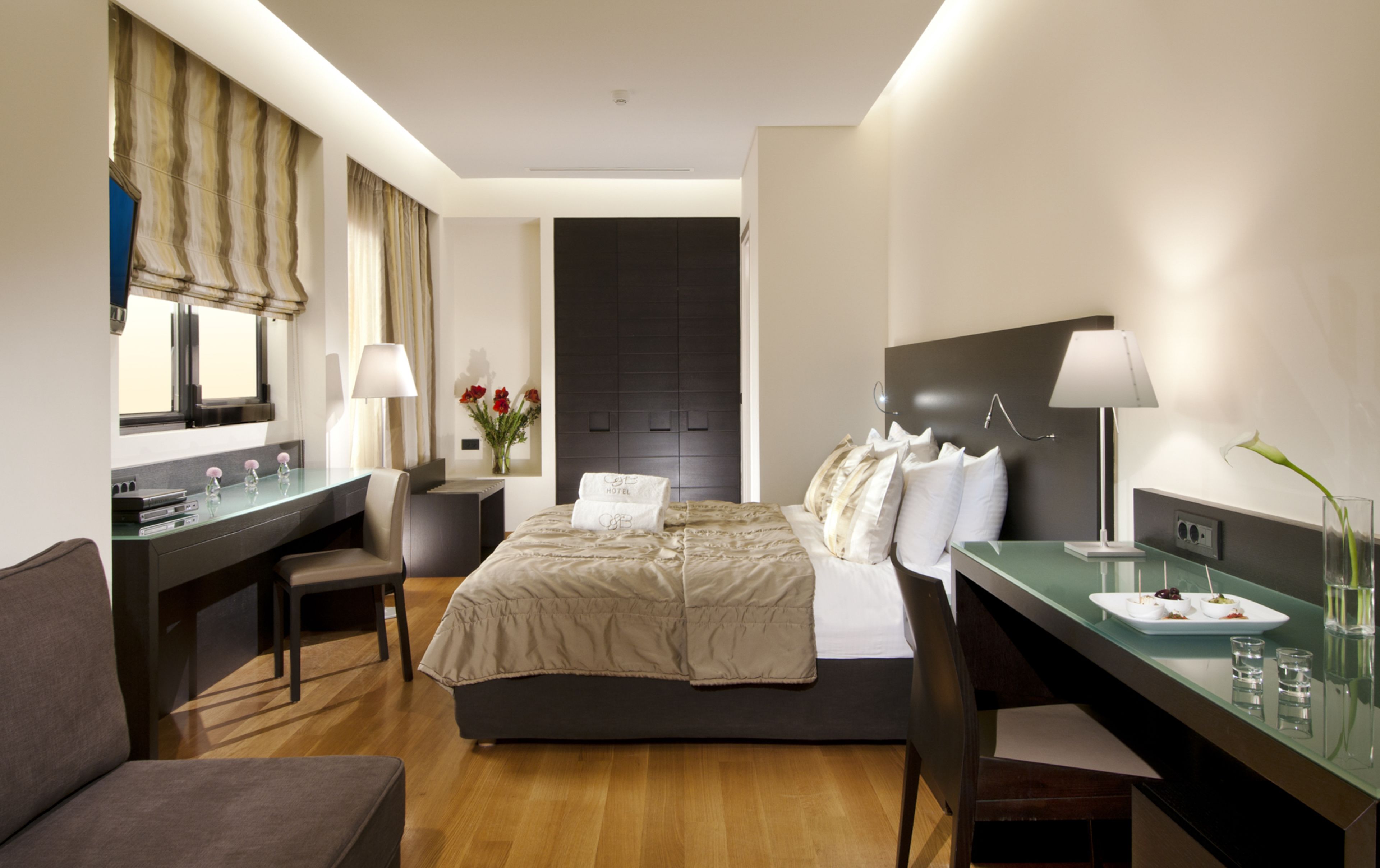 grand room | egyptian cotton sheets, premium bedding, minibar, in-room safe