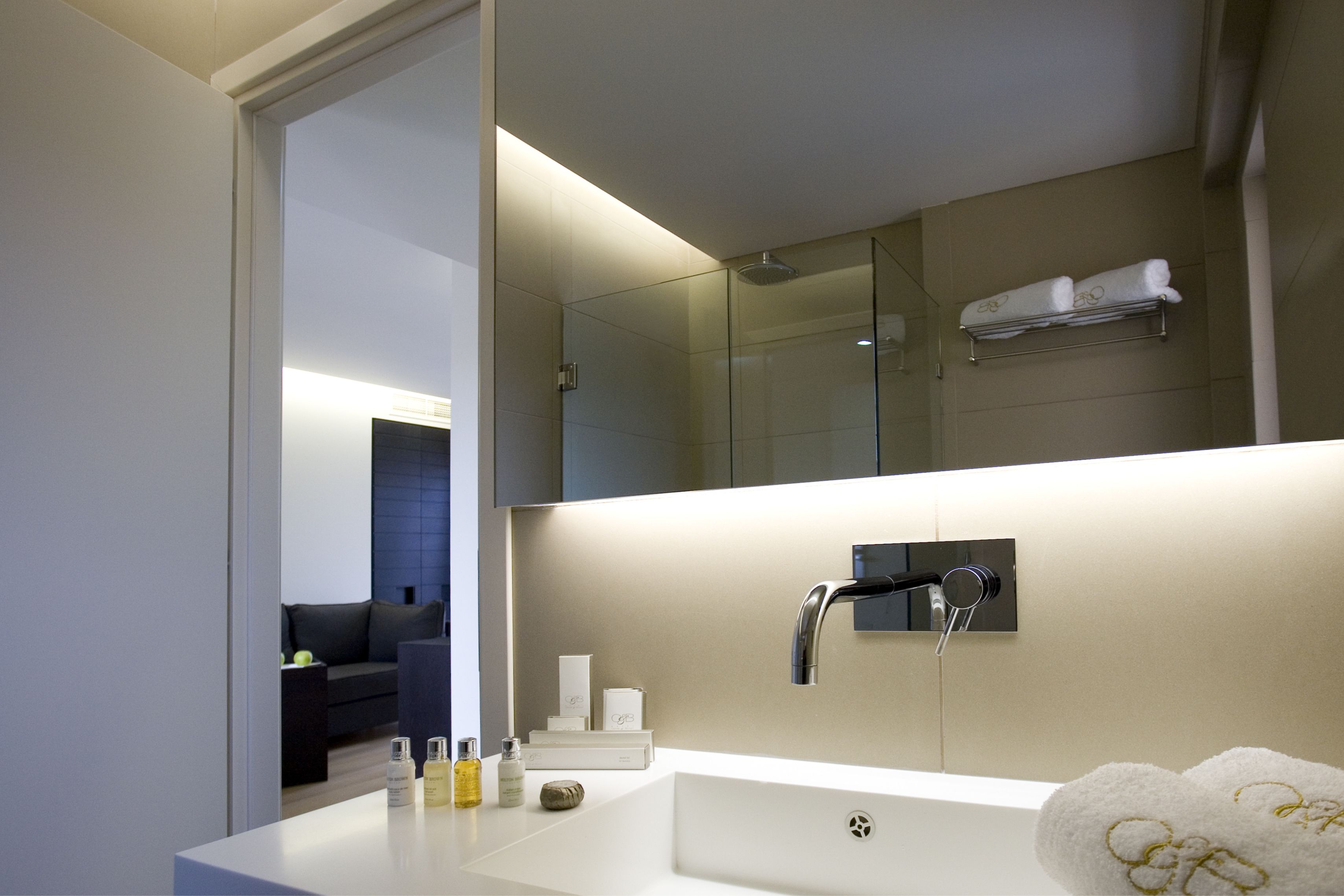 junior suite (acropolis view) | bathroom sink