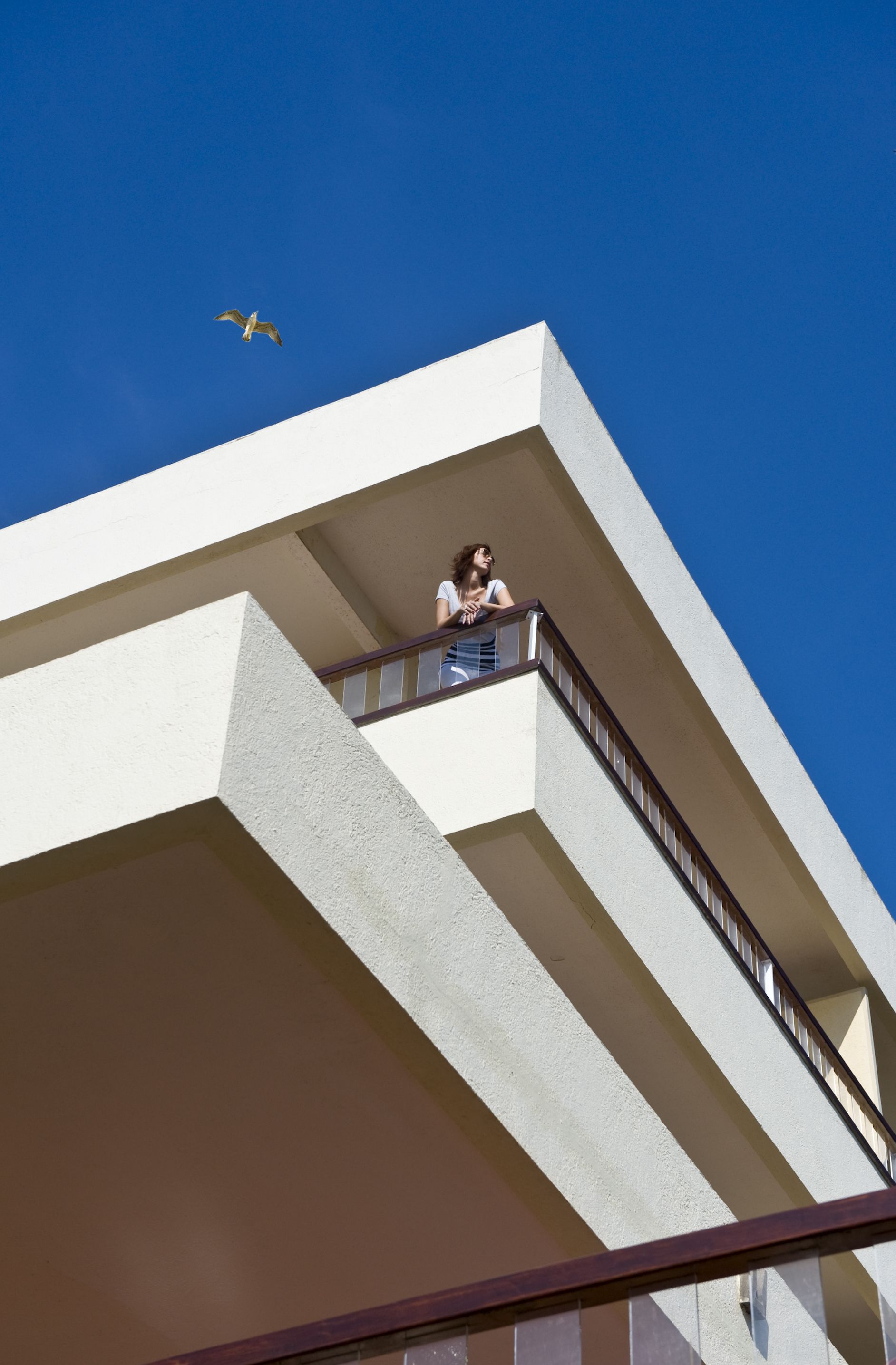 A modern building with a balcony.