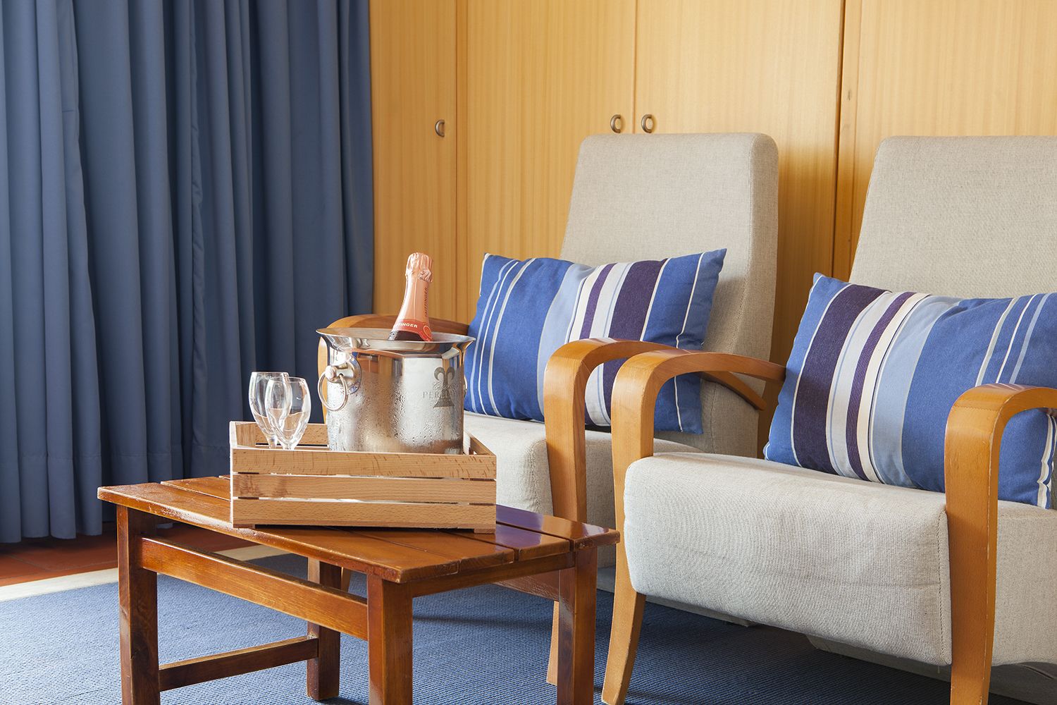 family suite | living area | lcd tv