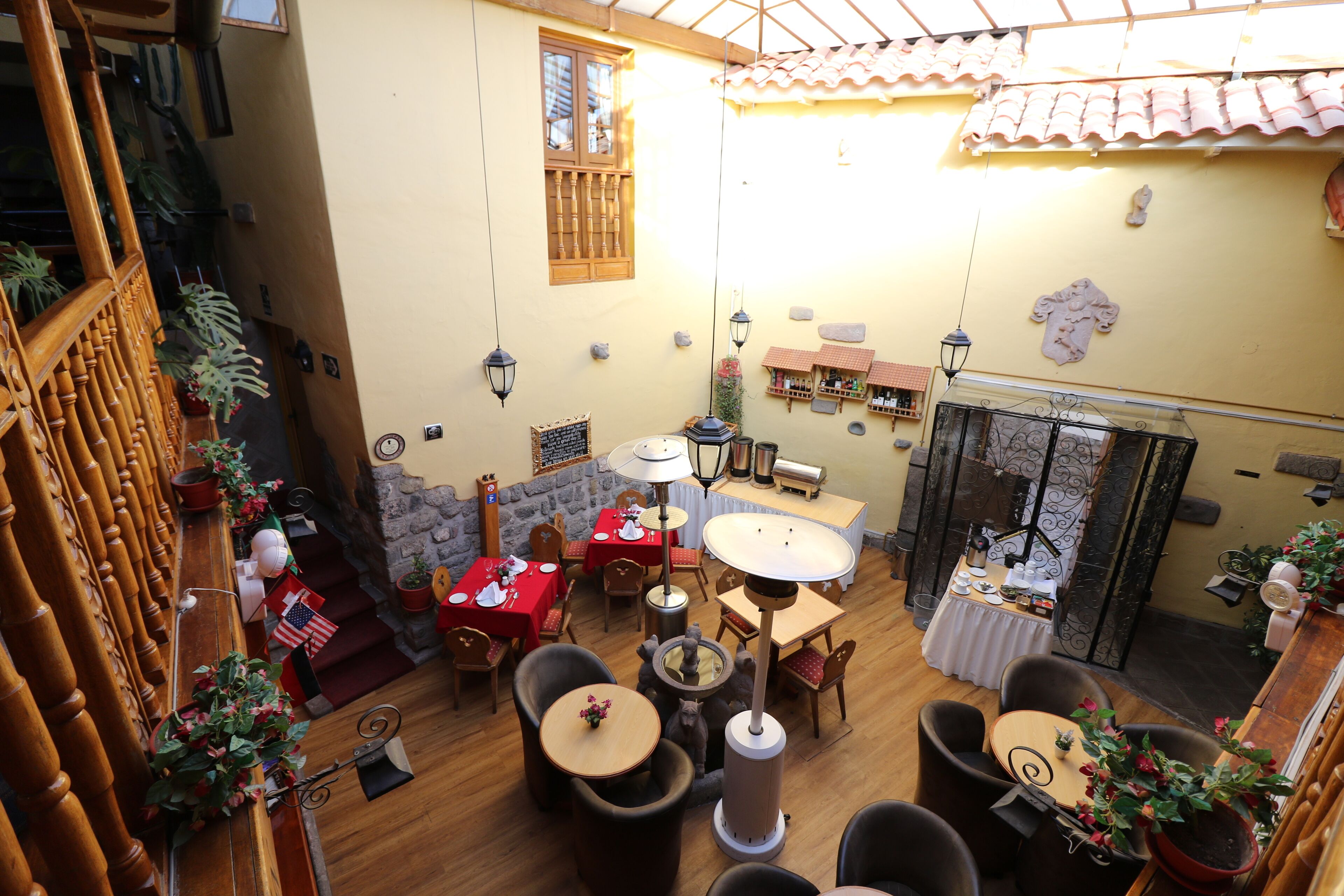 free daily full breakfast