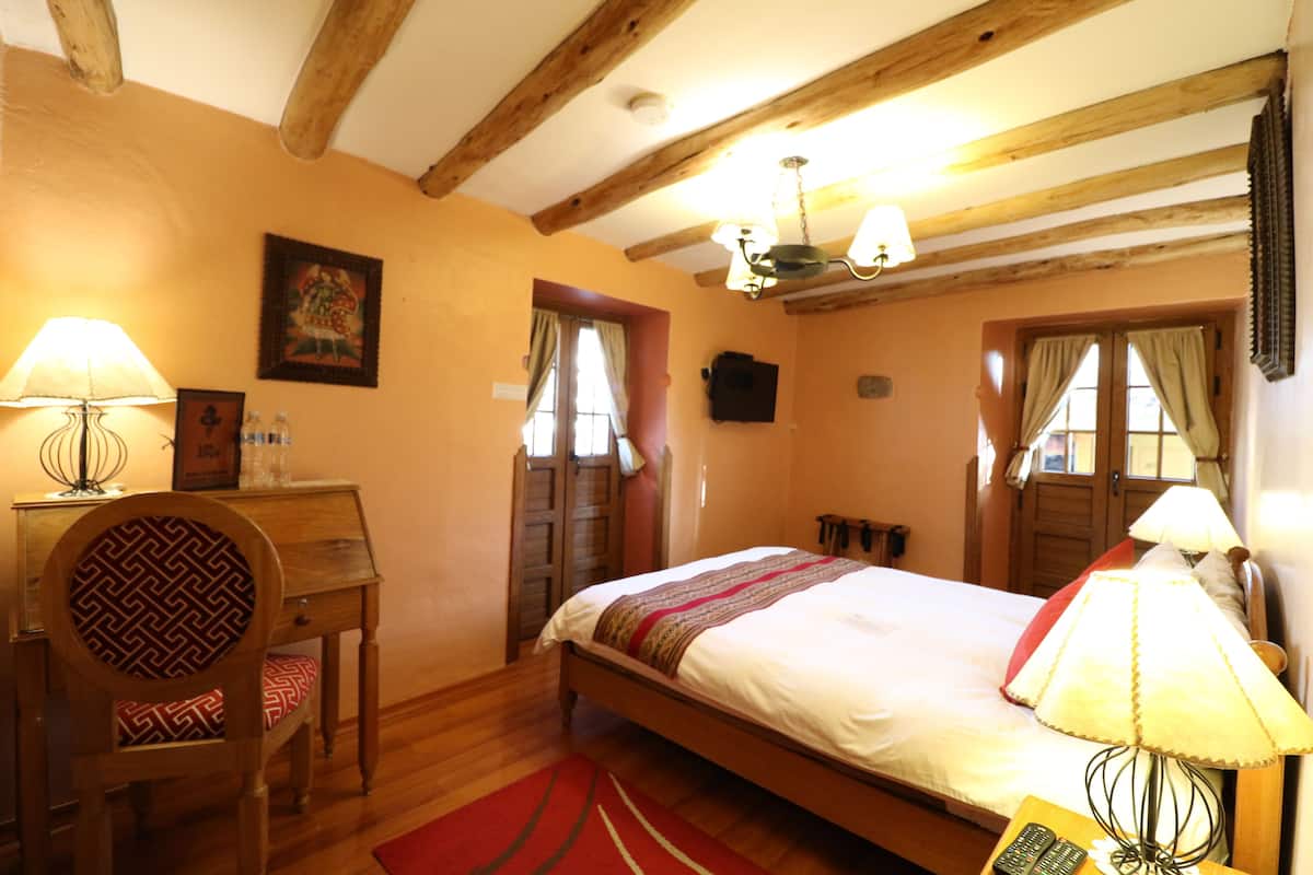 In-room safe, desk, blackout curtains, soundproofing