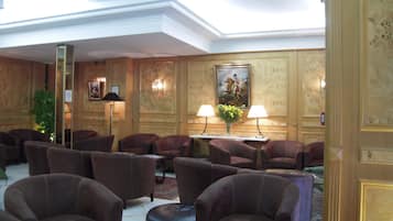 Sala de estar en el lobby