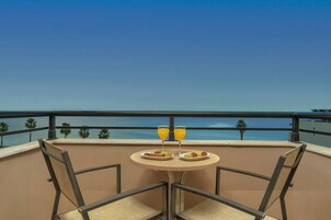 ダブルまたはツインルーム シービュー | バルコニー