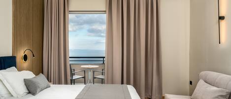 雙人或雙床房, 海景 | 義大利 Frette 床單、高級寢具、Tempur-Pedic 床墊、迷你吧