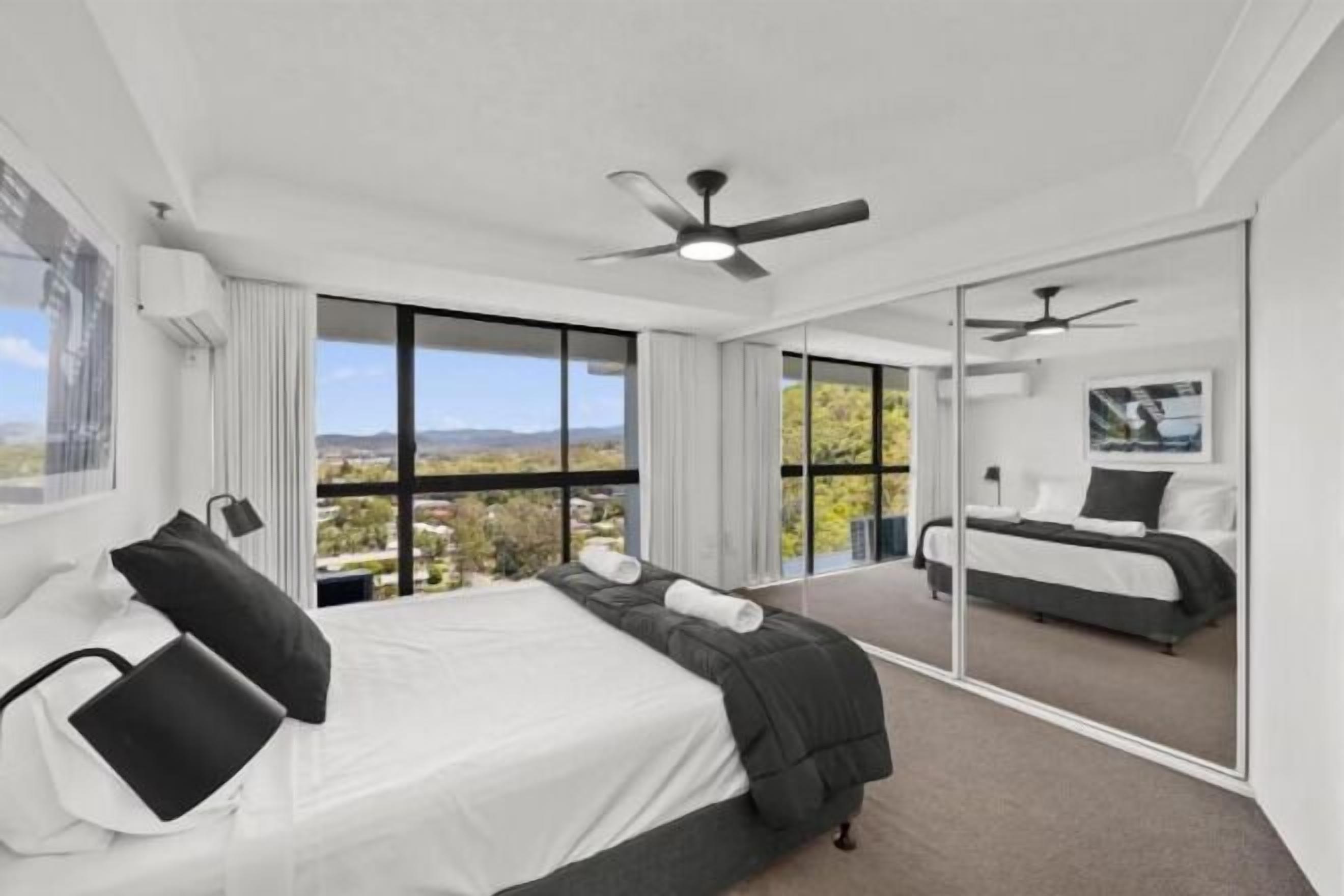 오리/거위털 이불, 각각 다른 스타일의 인테리어, 각각 다르게 가구 비치, 책상