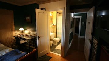 Værelse (Edwardian Room) | Dundyner, senge med topmadrasser, mørklægningsgardiner