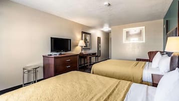 Desk, soundproofing, iron/ironing board, free WiFi