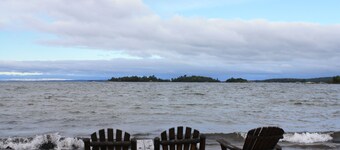 Carolyn Beach Inn & Restaurant