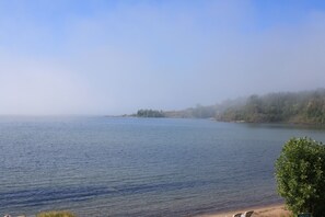 Lake - Carolyn Beach Inn & Restaurant (Thessalon)