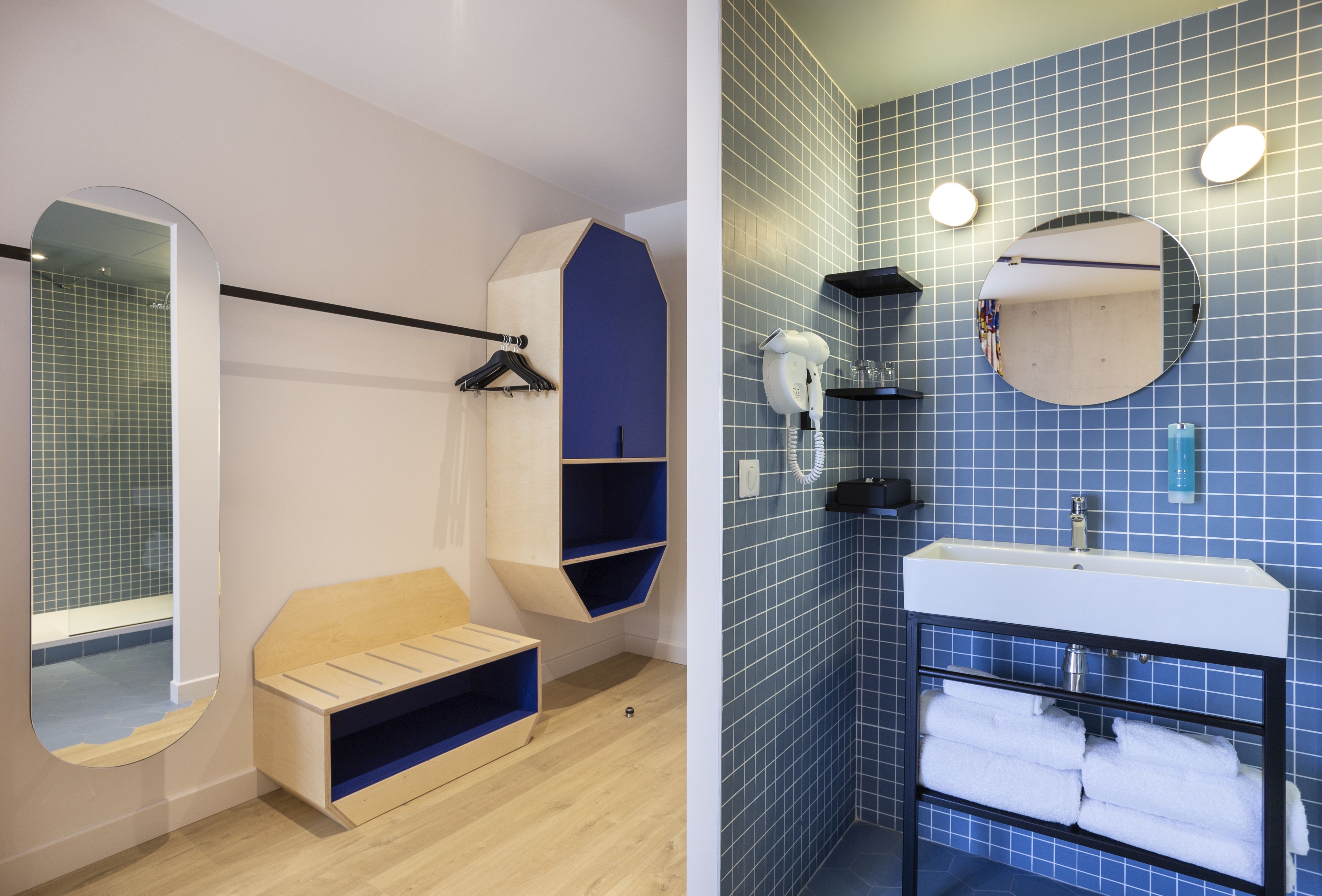 premium bedding, in-room safe, desk, blackout curtains