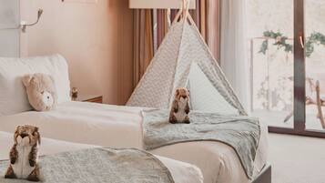 Premium bedding, minibar, in-room safe, desk