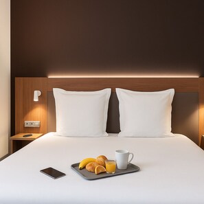 Standard Room, 1 Queen Bed (1 Double bed)