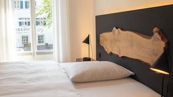 1 Schlafzimmer, Allergikerbettwaren, Daunenbettdecken, Zimmersafe