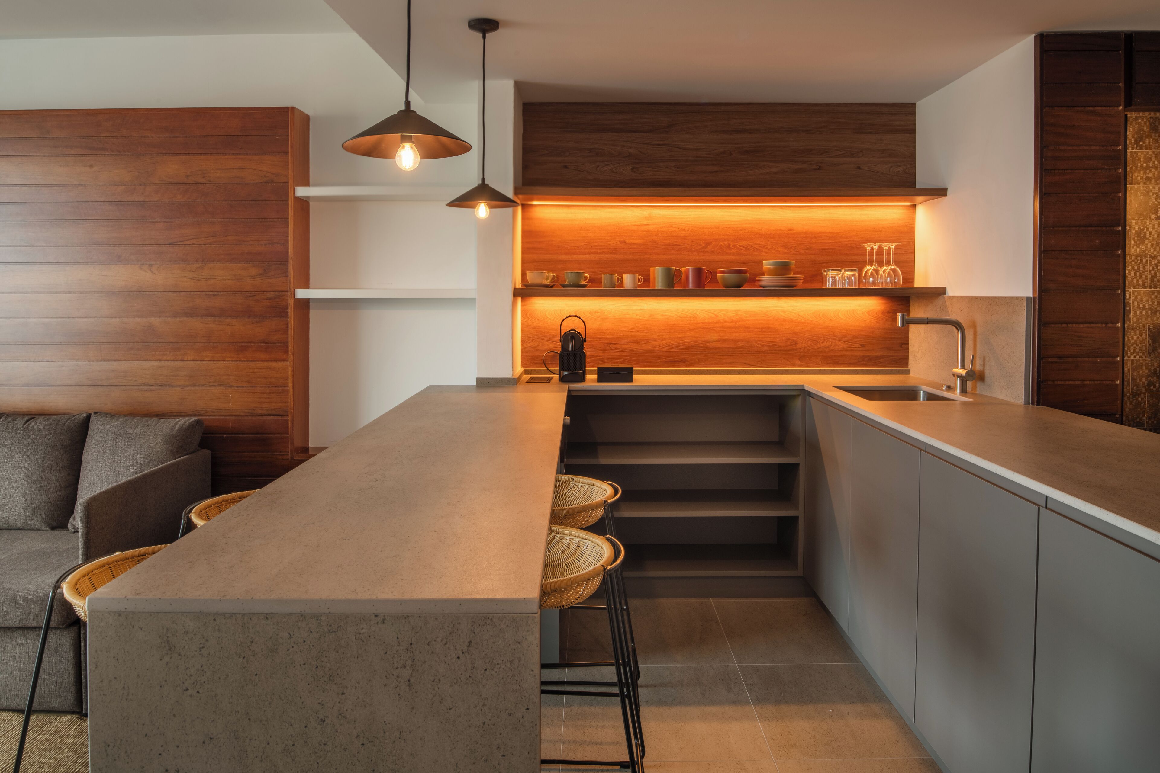 suite junior | private kitchen | electric kettle, eco-friendly cleaning products