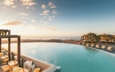 Salobre Hotel Resort & Serenity