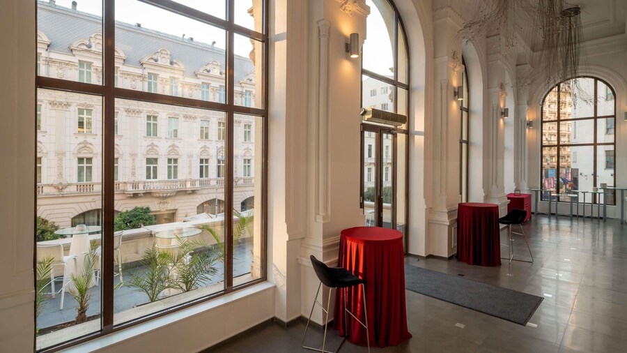 诺富特布加勒斯特中心酒店