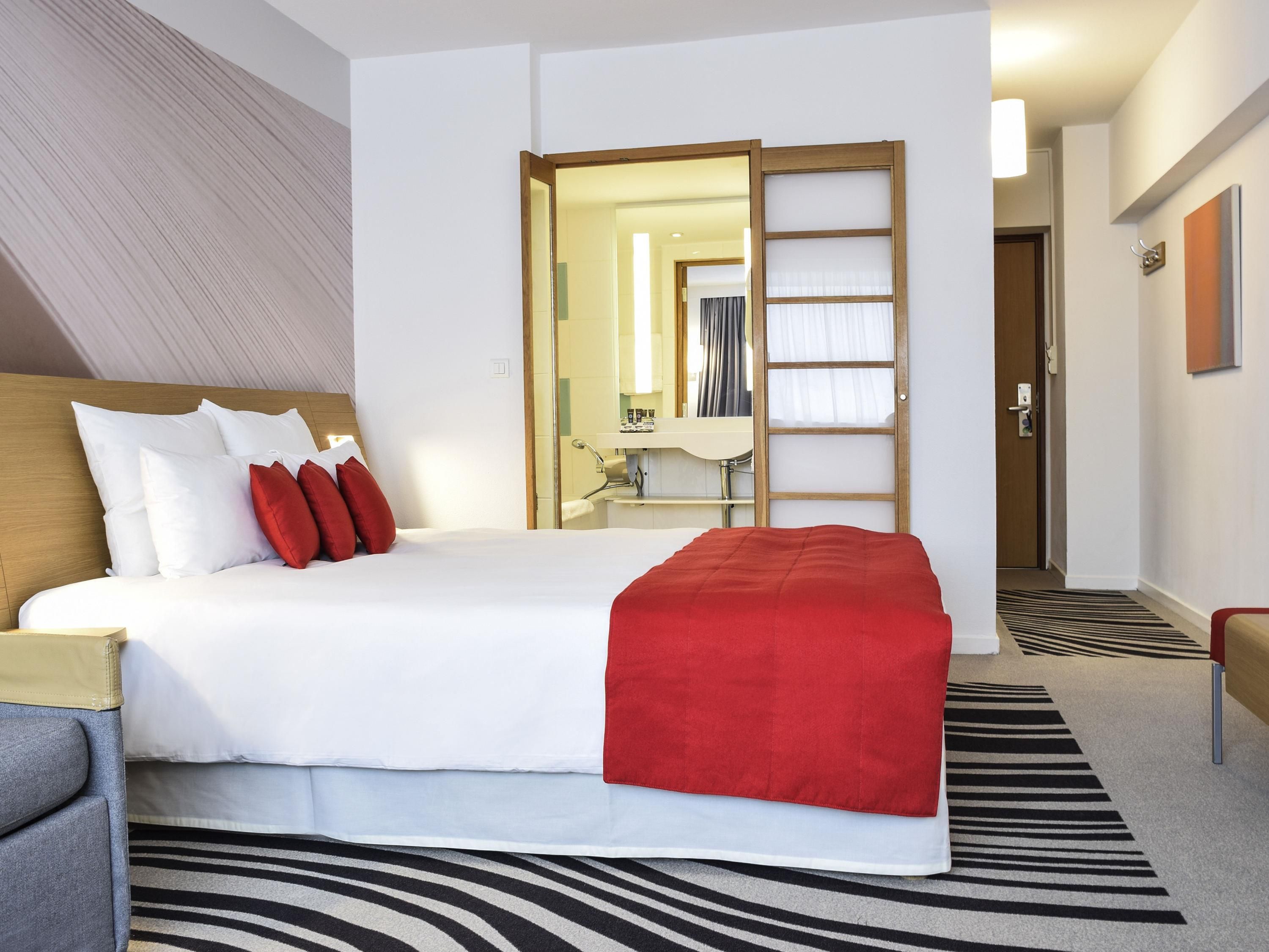 In-room safe, desk, laptop workspace, blackout drapes