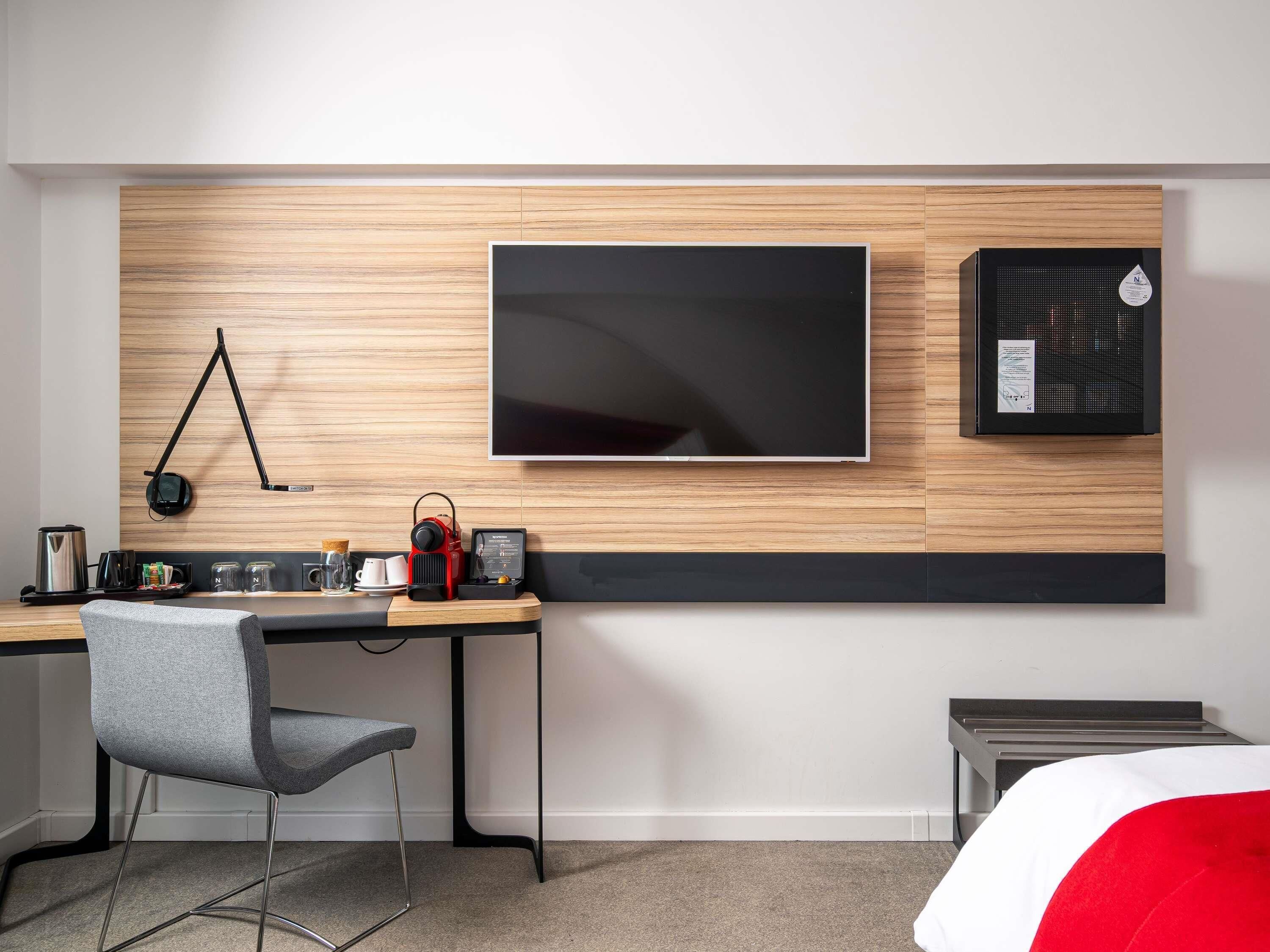 Coffres-forts dans les chambres, bureau