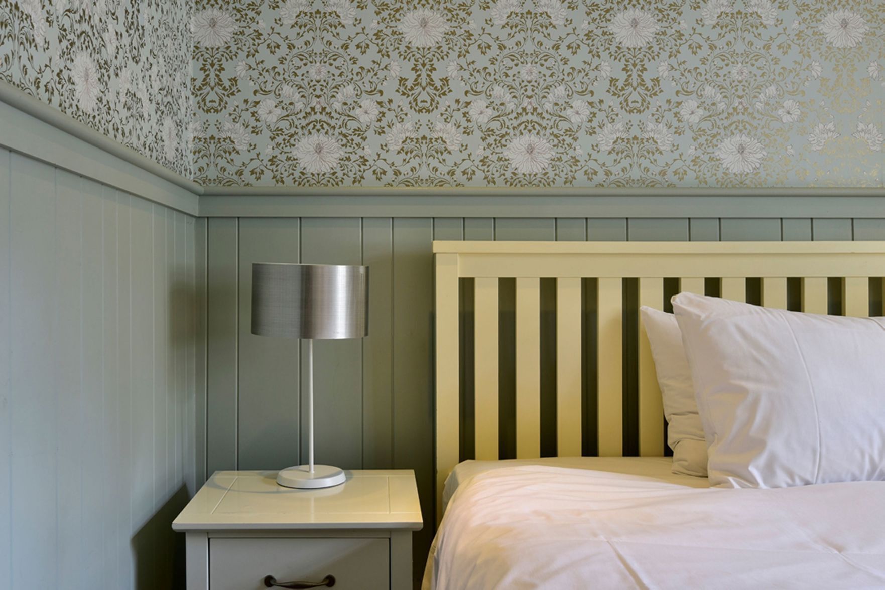 Seprai antialergi, meja kerja, setrika/meja setrika, dan Wi-Fi gratis