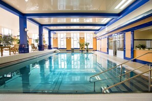 Sauna, body treatments, hydrotherapy, aromatherapy, hot stone massages