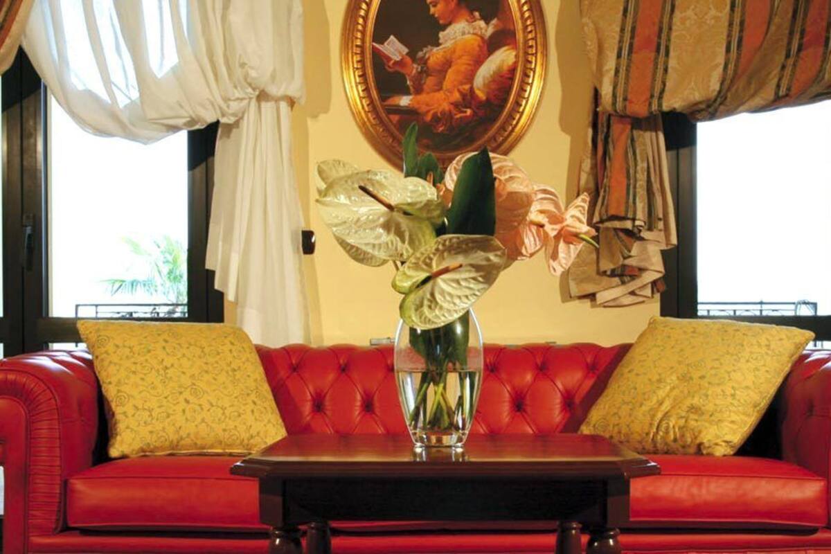 classic double room, 2 bedrooms, connecting rooms | living area | 32-inch flat-screen tv with cable channels, tv, pay films