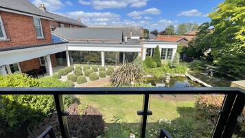 Garden View Balcony Room | Terrace/patio