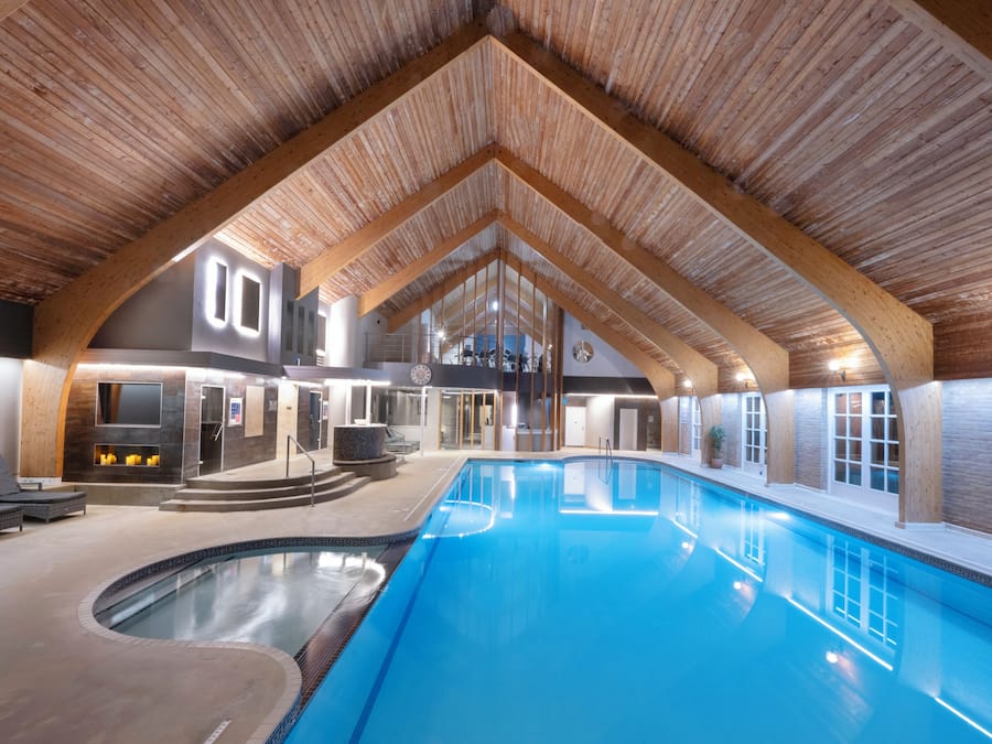 Una piscina techada