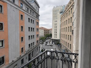 Standard Double Room | Street view