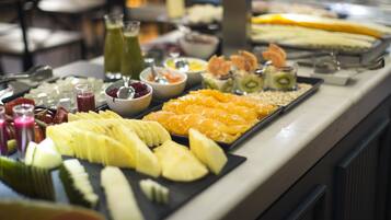 Daily buffet breakfast for a fee