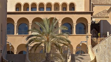 Facciata della struttura