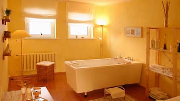 Couples treatment rooms, sauna, steam room, body treatments