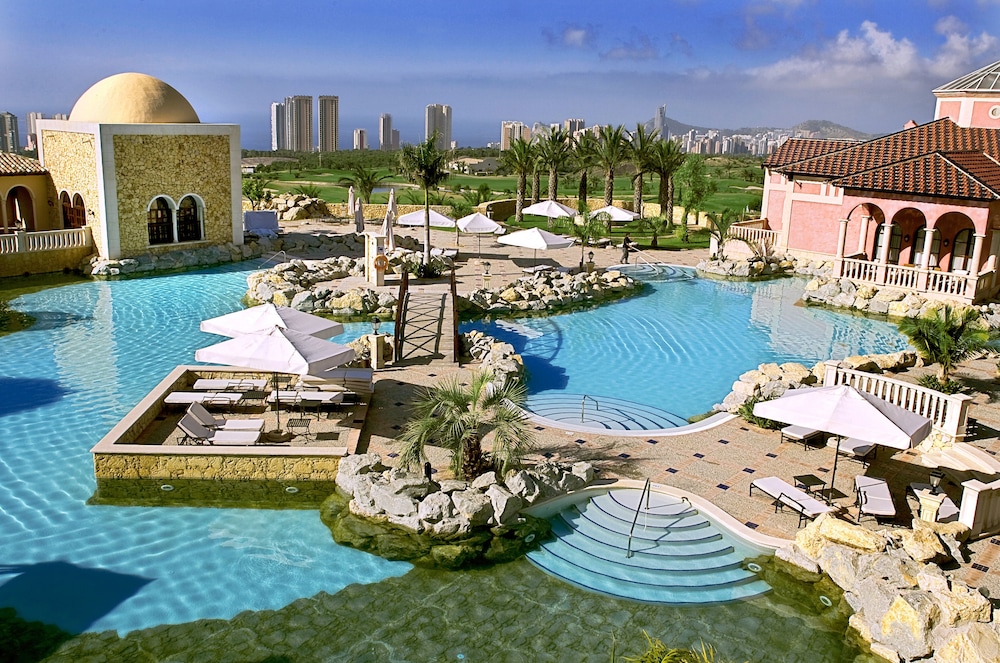 Meliá Villaitana by null