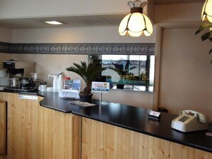 Reception - Royal Motor Inn (La Grande)