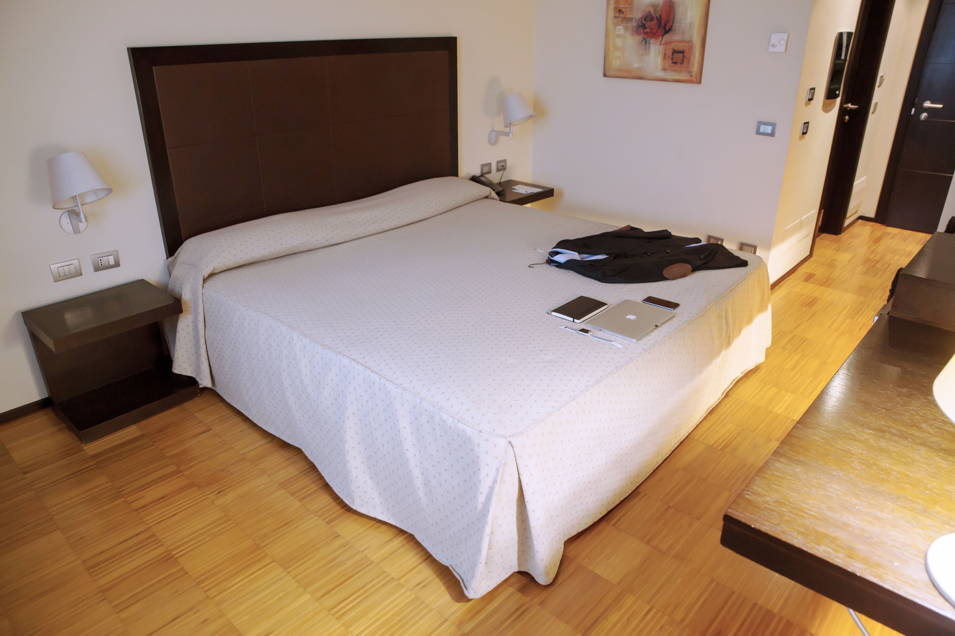 minibar, in-room safe, desk, soundproofing