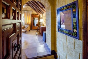 Habitación superior | Colchones viscoelásticos, minibar, caja fuerte y wifi gratis