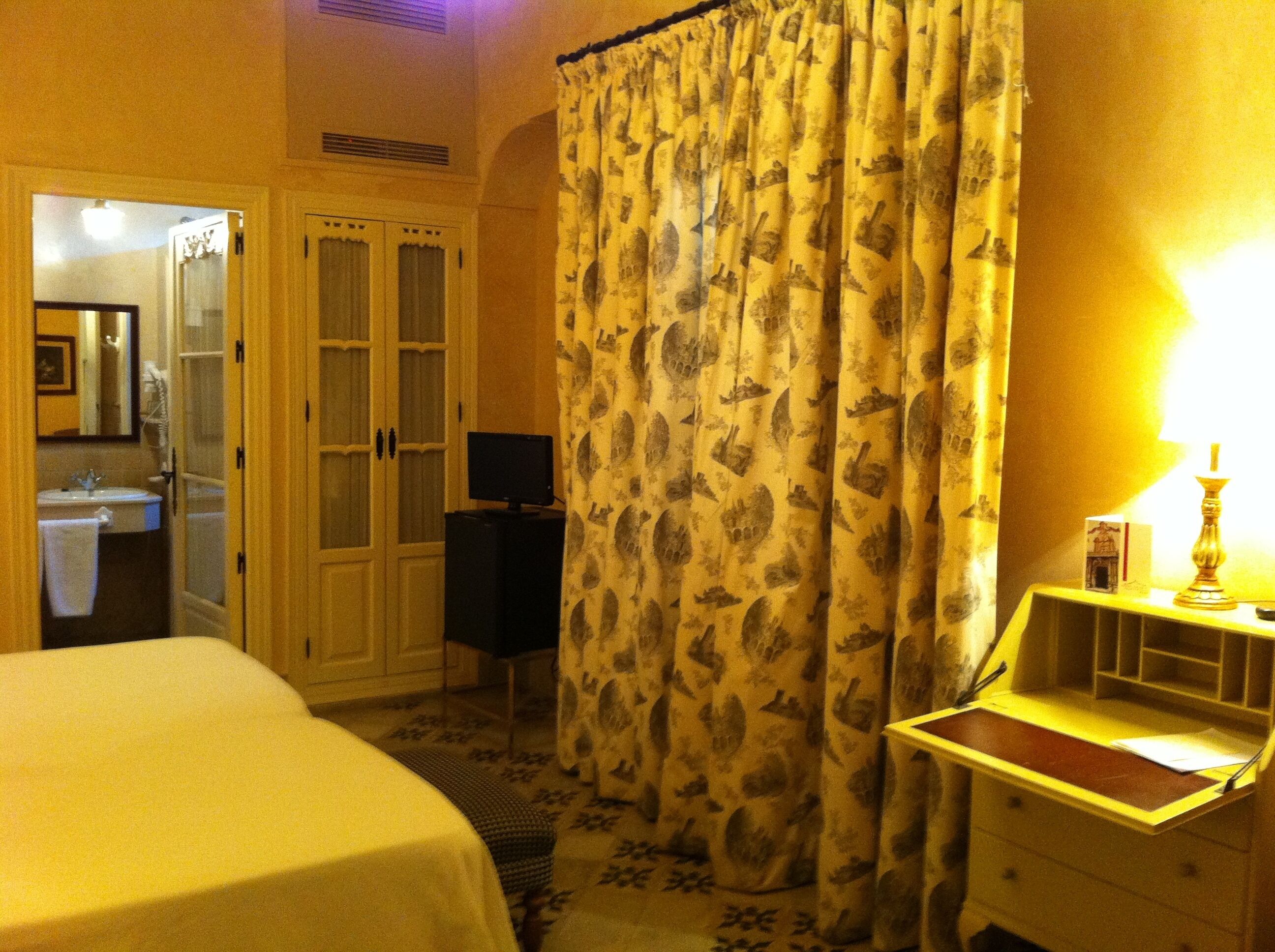 Memory-foam beds, minibar, in-room safe, free WiFi