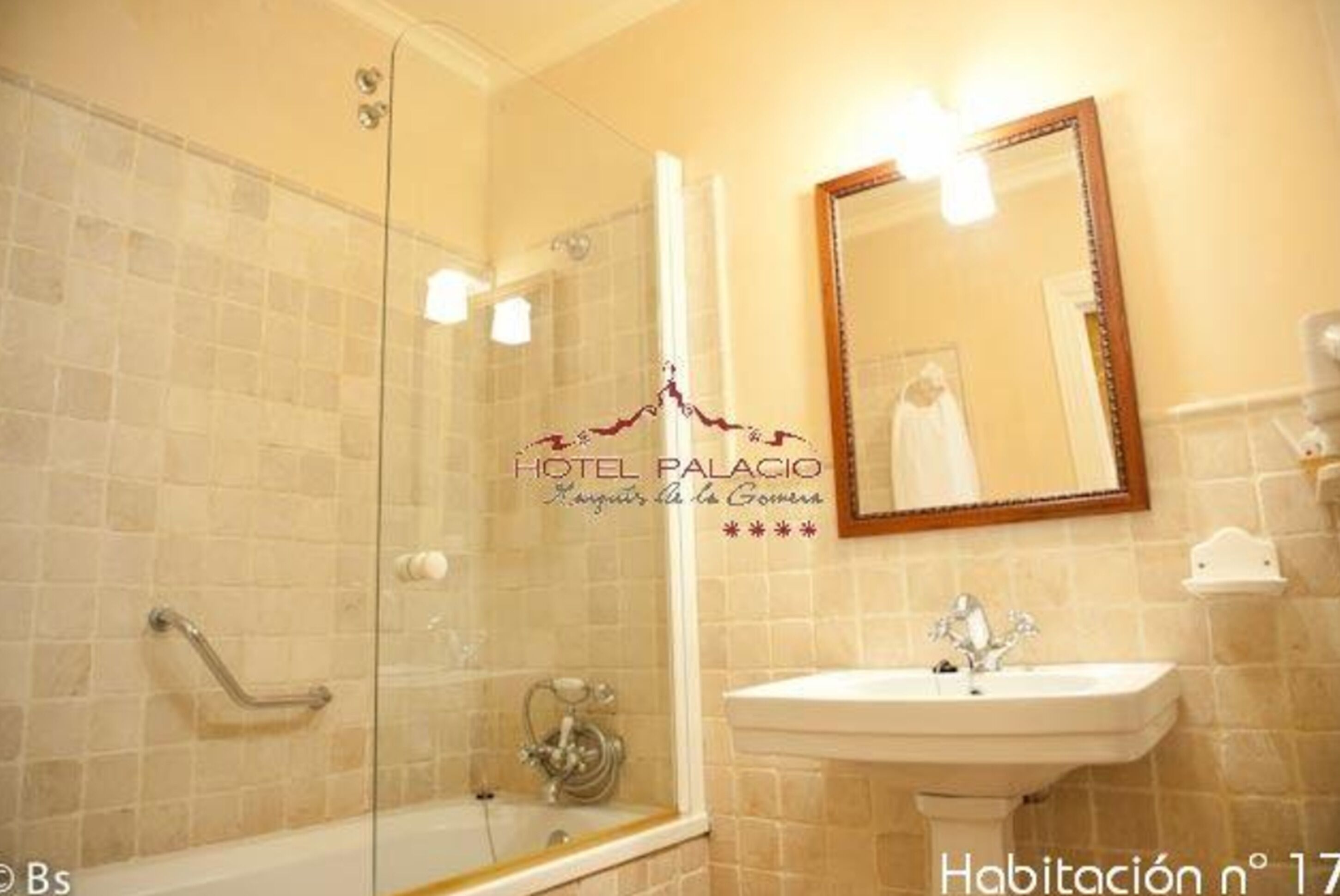 bidet, towels, soap, shampoo