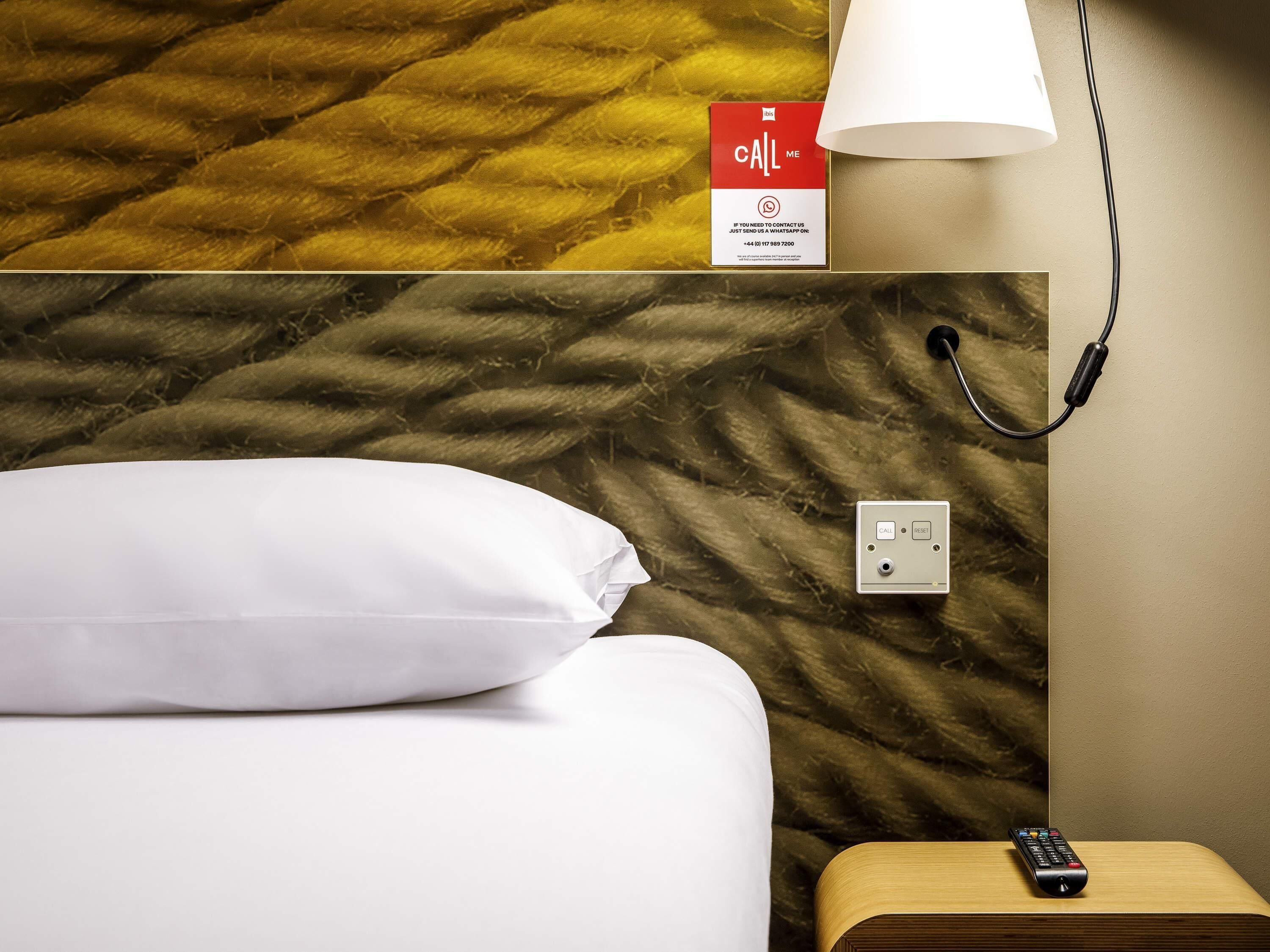 Doppelzimmer, 1 Doppelbett | Zimmersafe, Schreibtisch, Bügeleisen/Bügelbrett, kostenloses WLAN