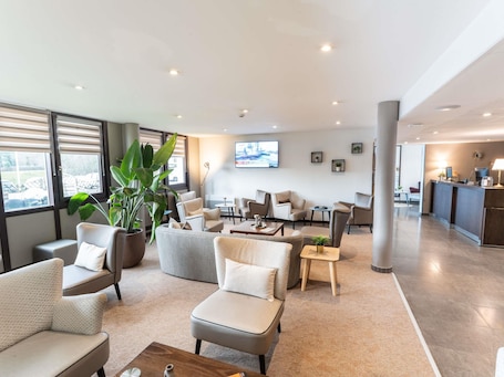 Exterior. Mercure Rennes Cesson