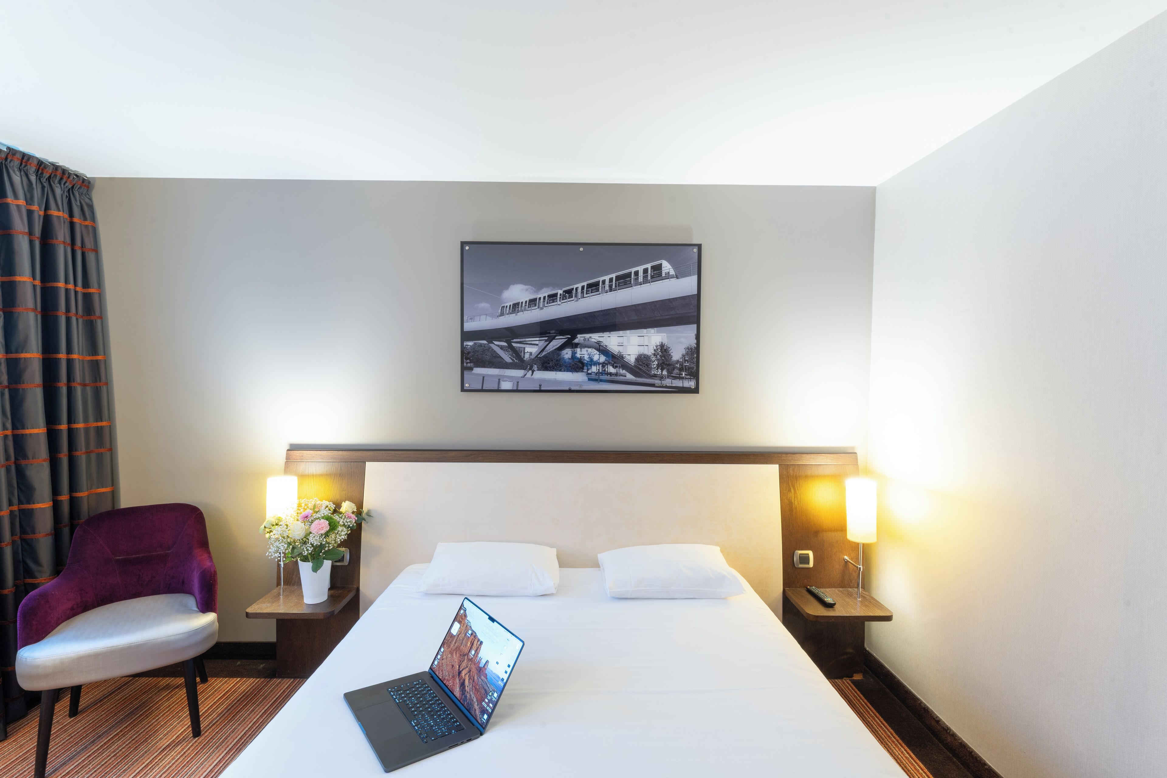 Quarto clássico, 1 cama de casal | Cofres nos quartos, individualmente decorados, escrivaninha