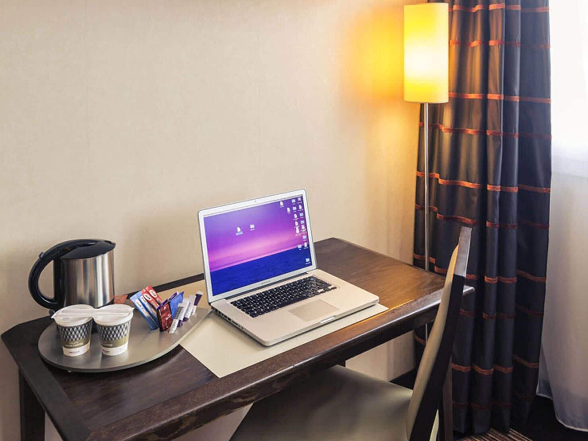 Classic Room, 1 Double Bed | In-room safe, individually decorated, desk, blackout drapes