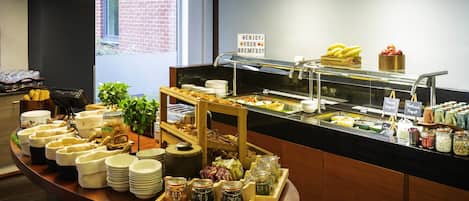 Daily buffet breakfast for a fee