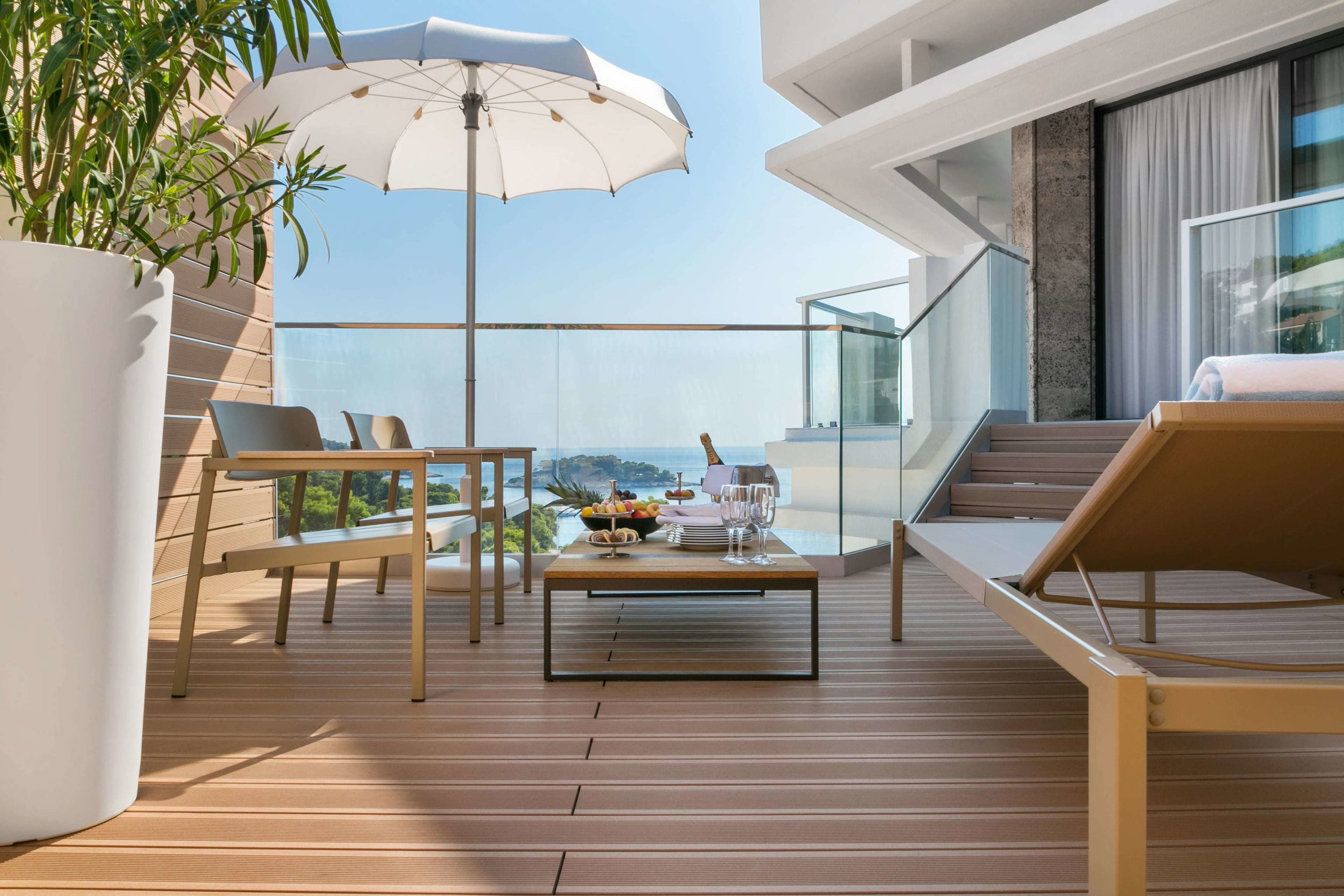 penthouse two-bedroom suite, balcony, sea view | beach/ocean view