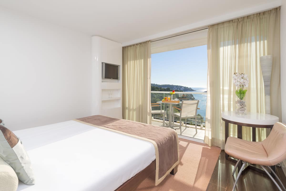 Superior Double Room, Balcony, Sea View